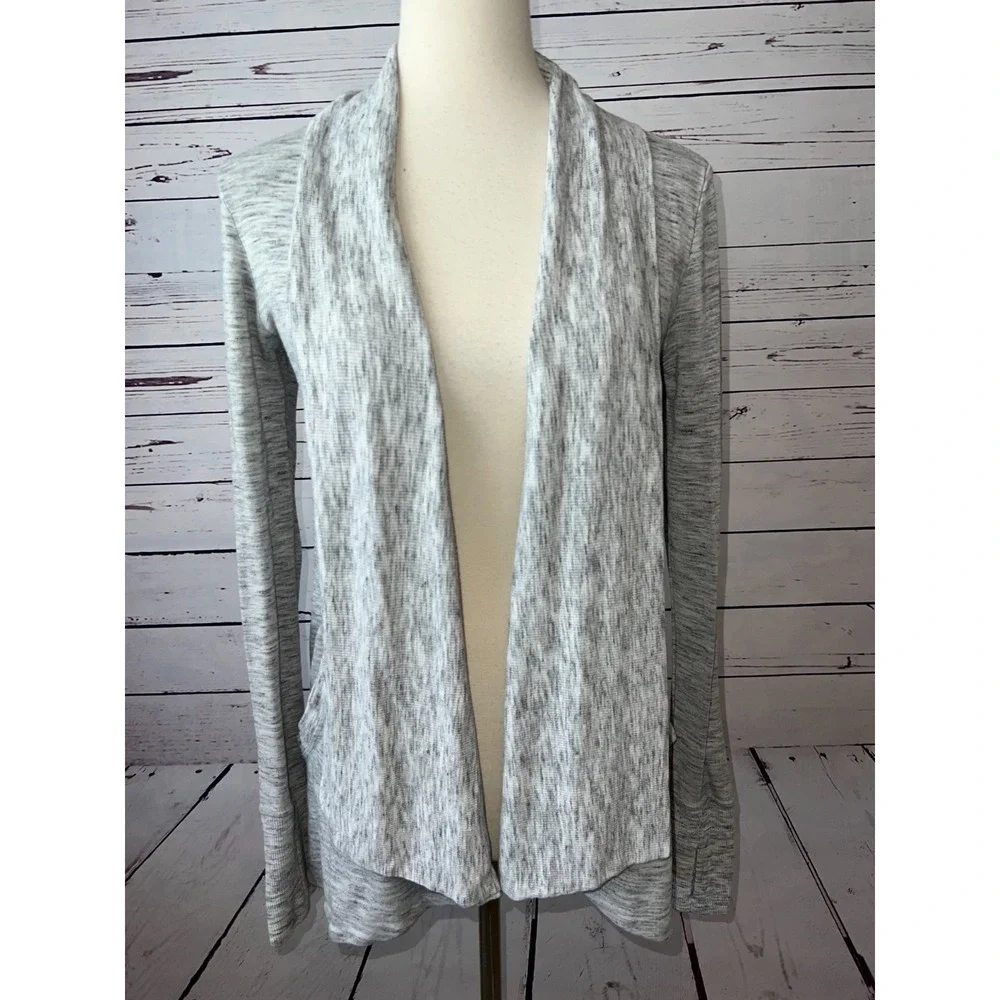 Athleta Pranayama Wrap Cover Up Cardigan Sweater XS Extra Small 777944 Yoga Gray